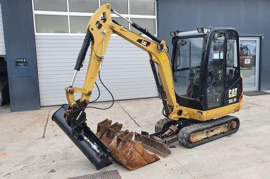 Minibagger Caterpillar 302.2D (2013) – 2,1 t – 2.468 Betriebsstunden