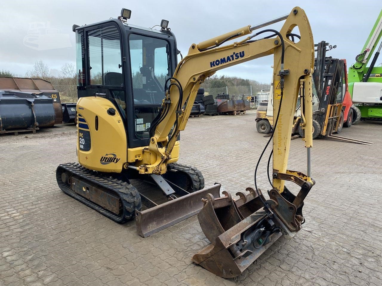 Minibagger Komatsu PC20MR-2 (2005) – 2 t – 2.280 Betriebsstunden