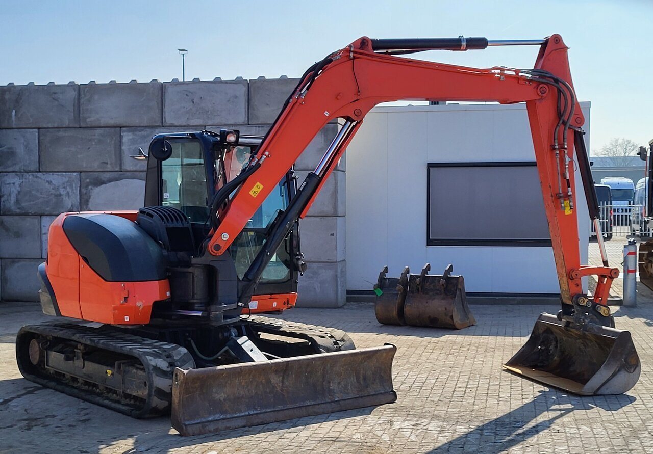 Minibagger Kubota KX080-4A2 (2020) – 8 t – 2.955 Betriebsstunden